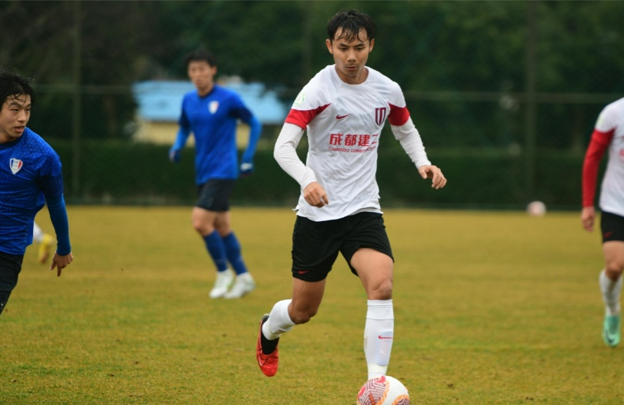 开云注册-关于里程碑夜！成都蓉城强势反弹，葡超国际比赛日刷纪录，底气十足，赛季目标并未改变的信息