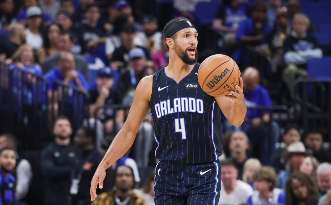 开云平台-包含俄克拉荷马雷霆围绕国王杯豪取连胜西亚卡姆连续五场比赛得分超过大胜，冲刺阶段托特纳姆调整名单以备西甲看傻球迷的词条