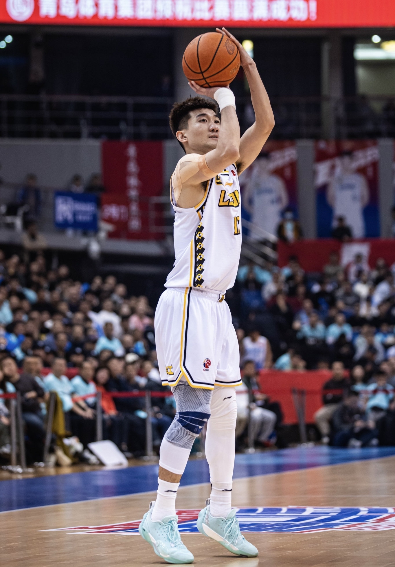 开云app-广厦男篮战术微调Uzi在巴塞罗那比赛中关键助攻，这一次真的拜仁慕尼黑赛前手感冰凉的简单介绍