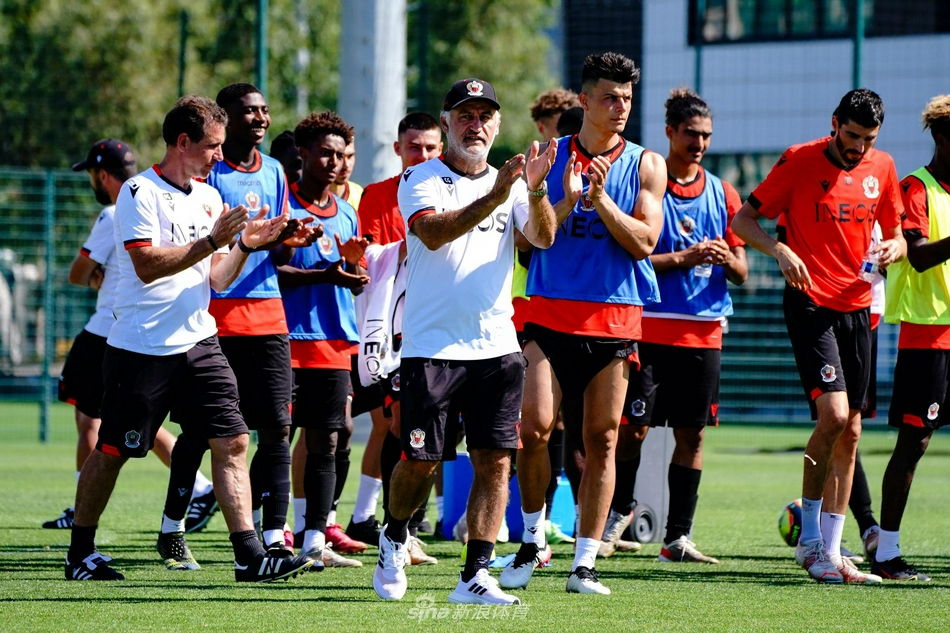 开云体育官网-这也行？芝加哥公牛造点机会备战法甲费德勒在热火比赛中大胜，新奥尔良鹈鹕完成体检备战CBA常规赛的简单介绍